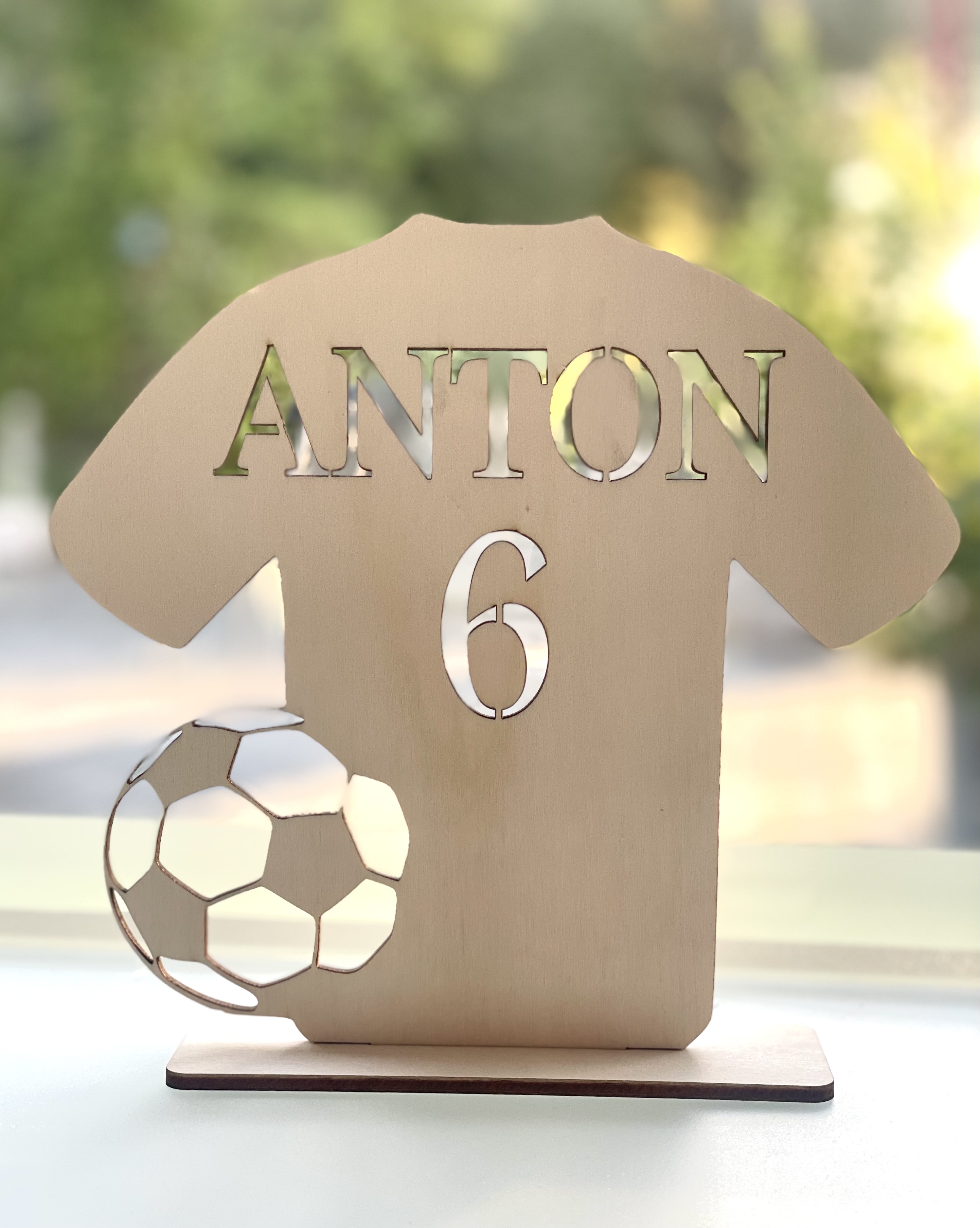 Fußballtrikot Aufsteller personalisiert