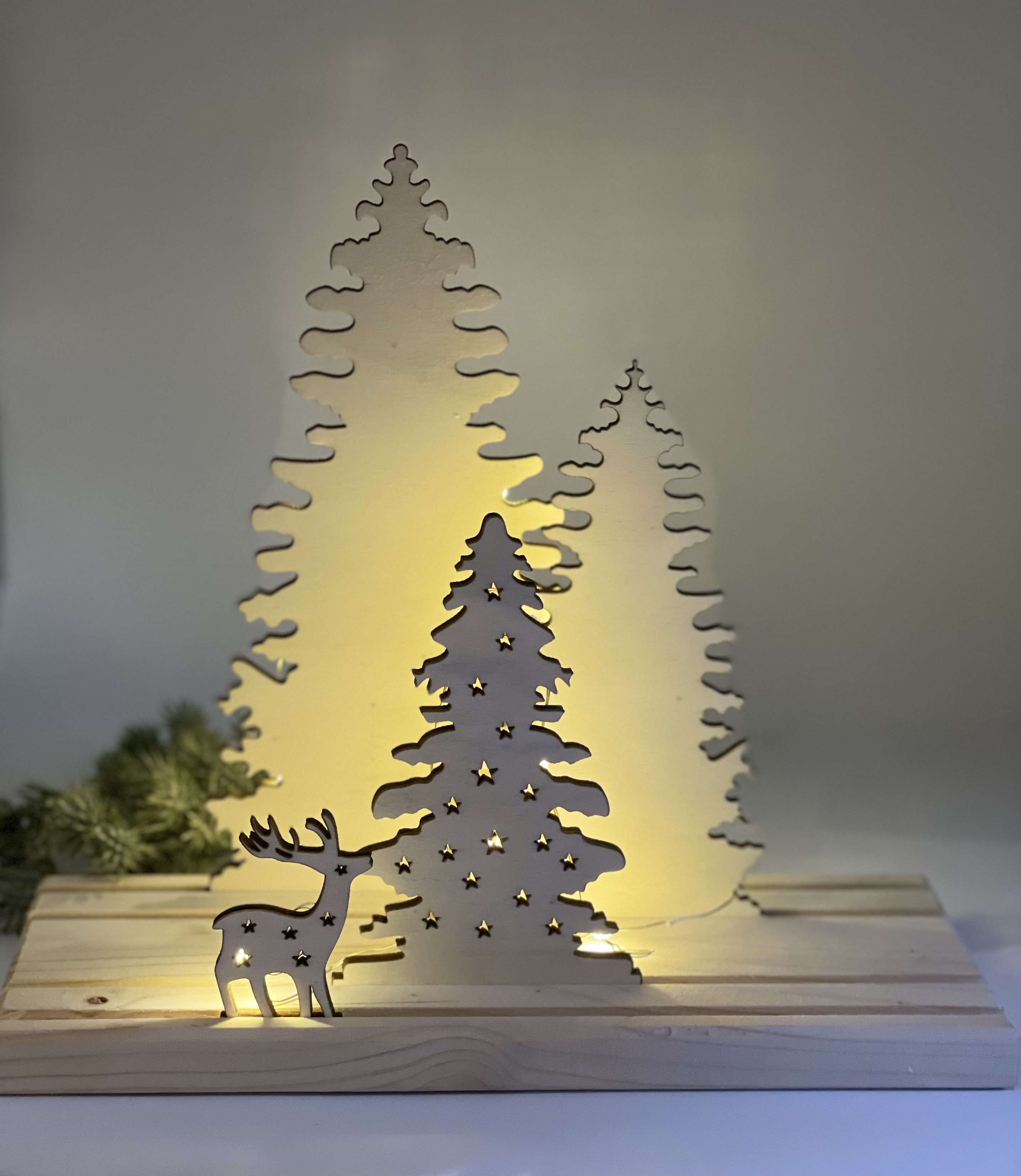 Dekoleiste Winterlandschaft