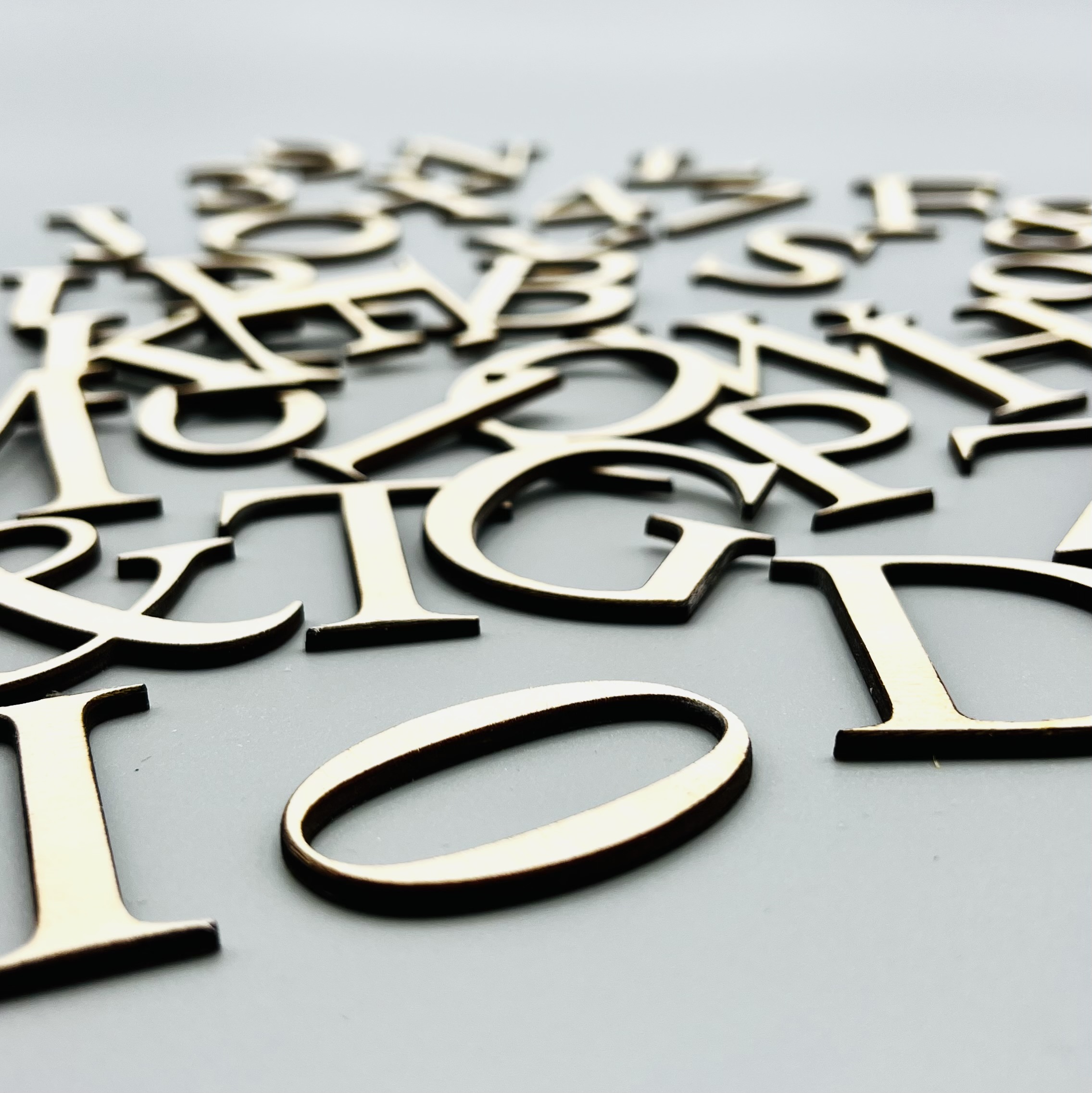 Buchstabe & Satzzeichen