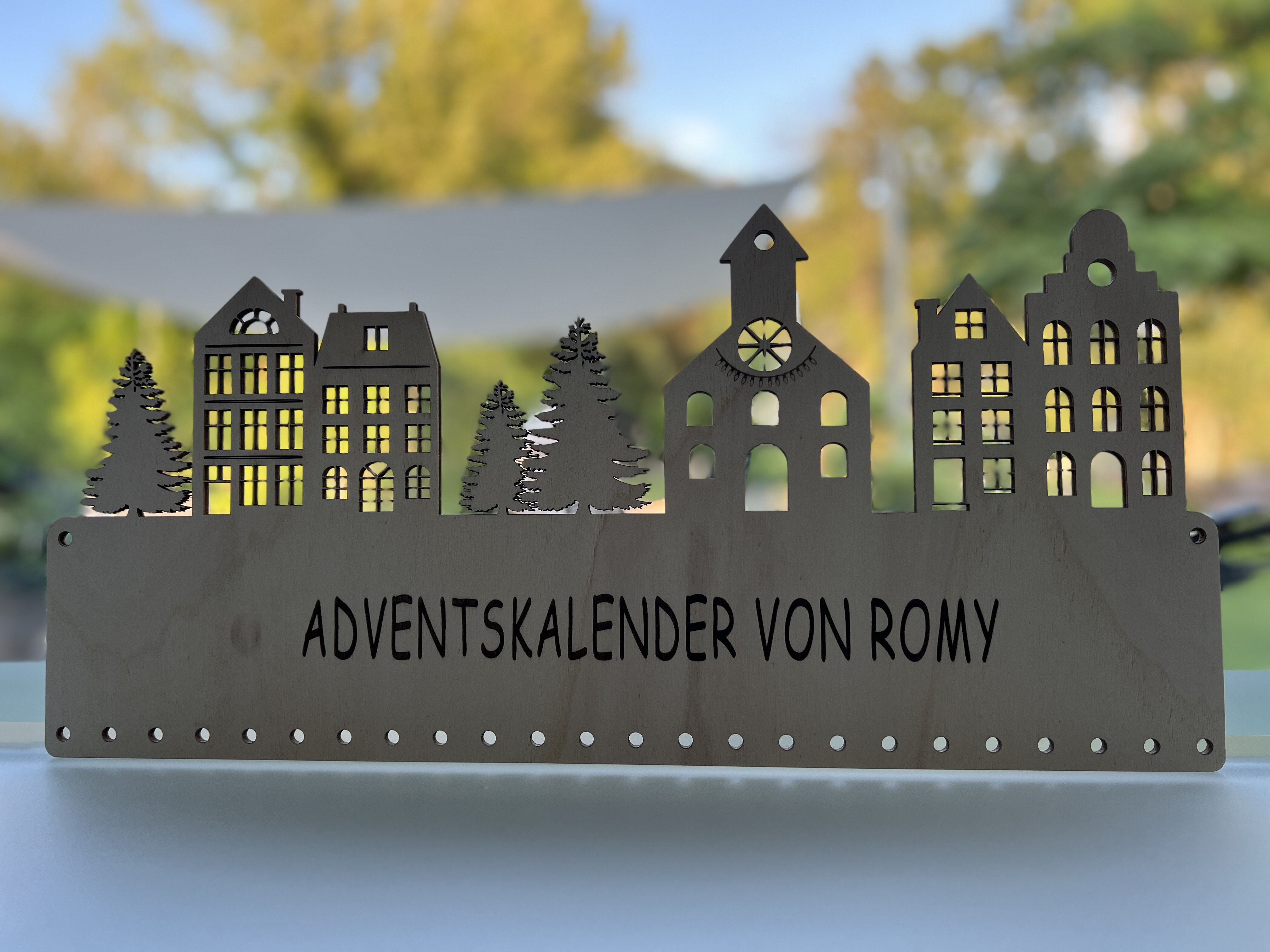 Adventskalender aus Holz personalisierbar
