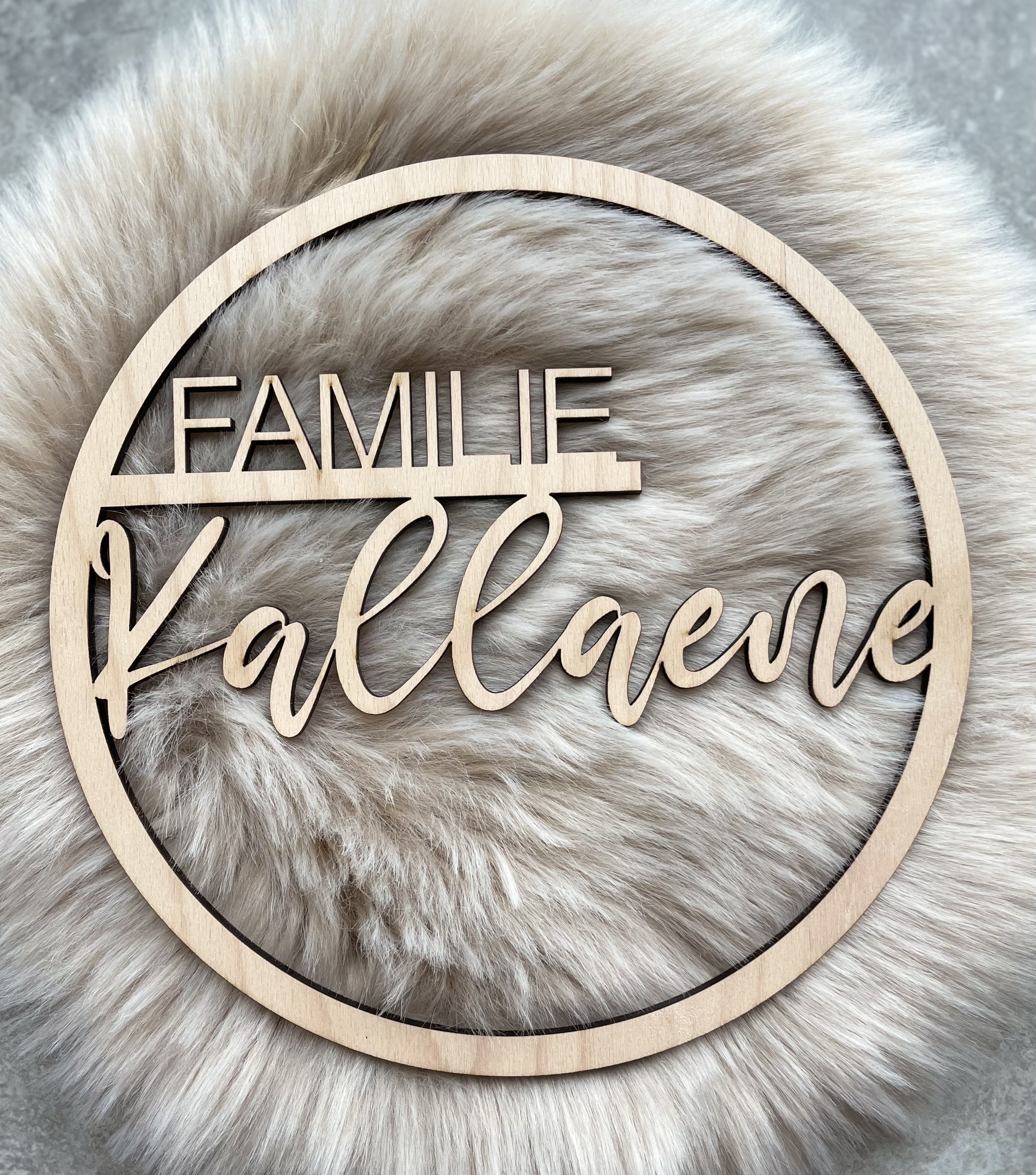 Holzkranz Türschild Familie Individuell